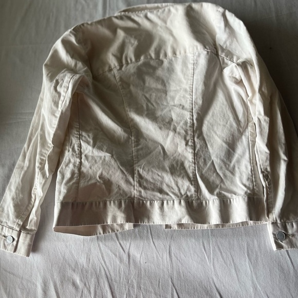 Levi's Cream Jean Jacket Classic Denim Style - Picture 4 of 8